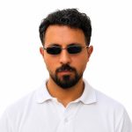 عینک آفتابی وینتیج NIKE مدل 6003 روی صورت یک آقا