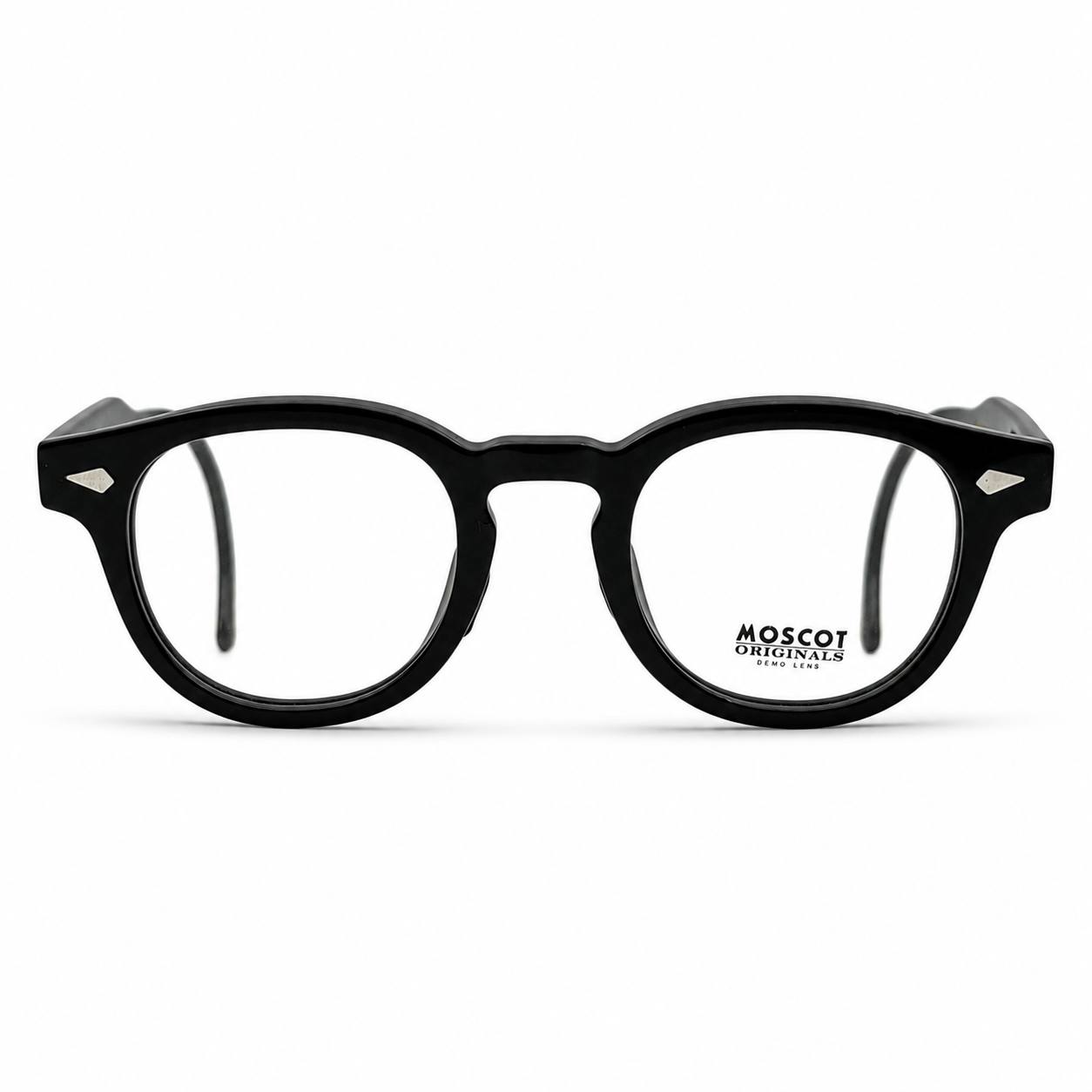 عینک طبی یونیسکس MOSCOT مدل Lemtosh Sport - مشکی دودی از نمای روبرو عینک طبی یونیسکس MOSCOT مدل Lemtosh Sport - مشکی دودی از نمای روبرو