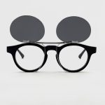 نمای روبروی کاور باد بزنی عینک جیمز تارت