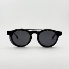 عینک کاوردار جیمز تارت روبه رو