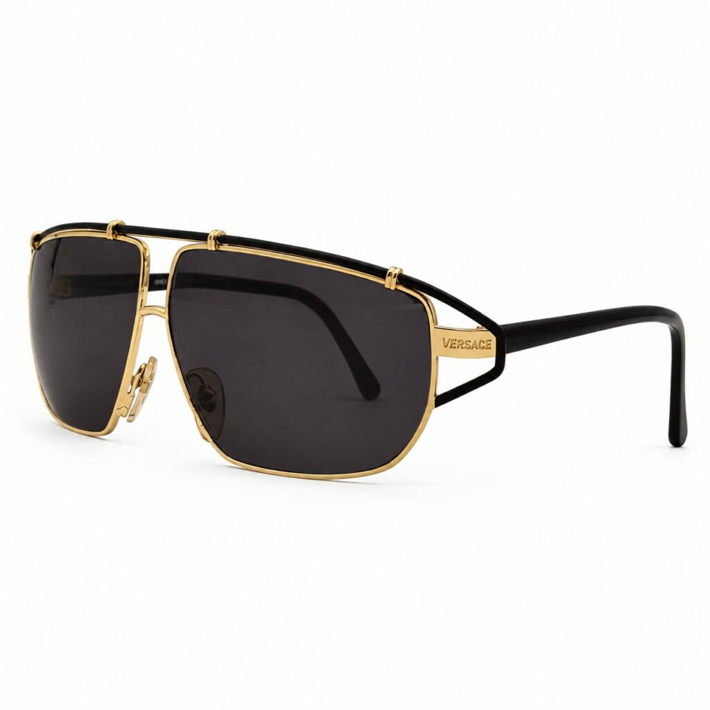 عینک وینتیج ورساچه (Versace) مدل S36 از نمای زاویه دار