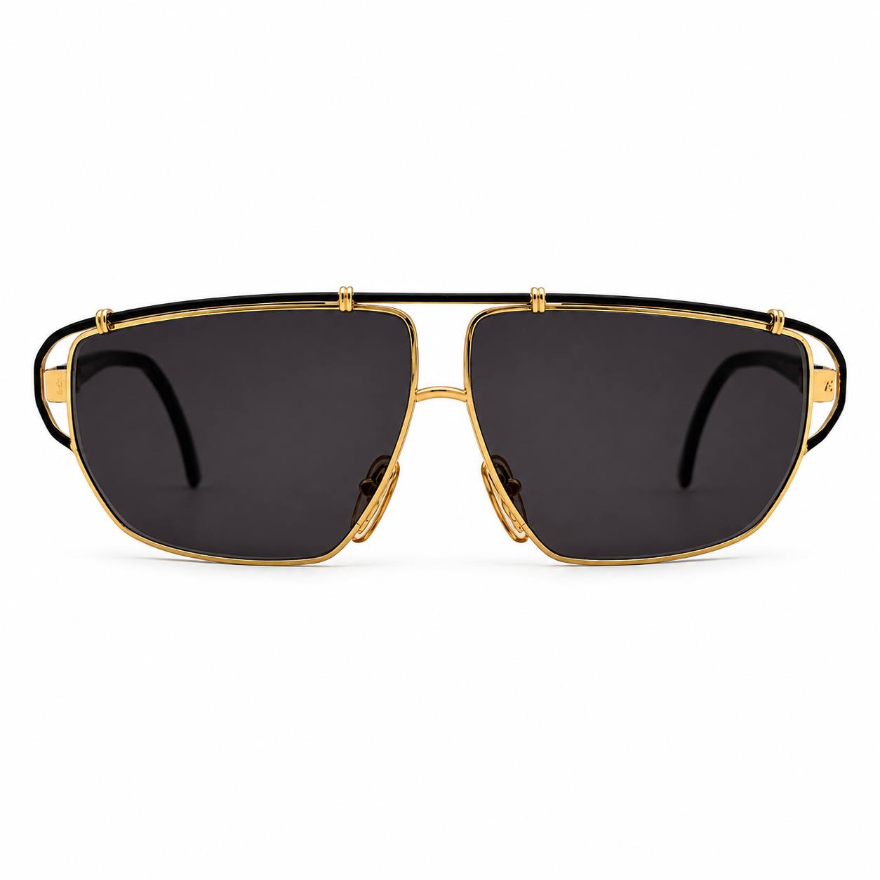 عینک وینتیج ورساچه (Versace) مدل S36 از نمای روبرو